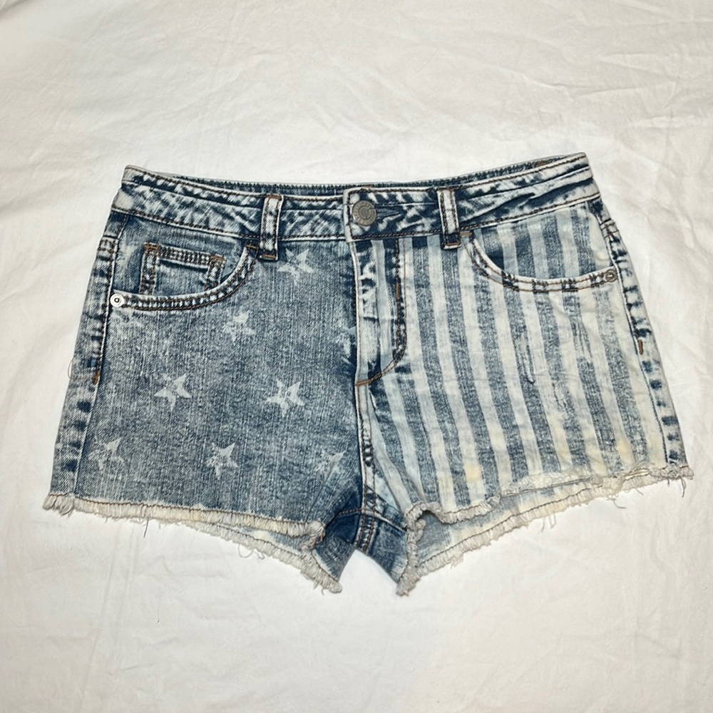 NWOT Mossimo High-Rise Faded Denim Stars & Stripes Shorts Size 5